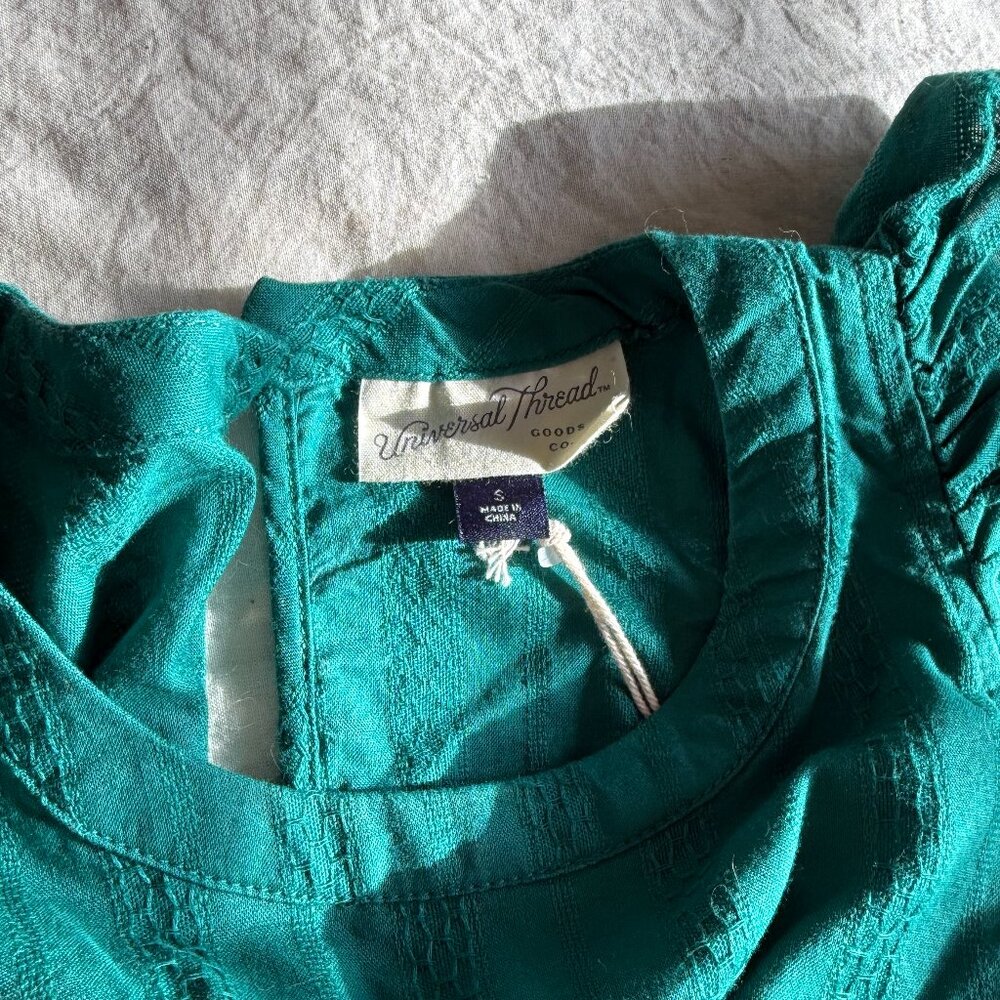 Universal Thread Green Dress - Picture 3 of 8